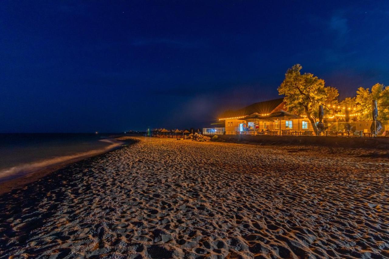 Lazurnaya 2 Otel Berdyansʼk Dış mekan fotoğraf